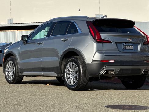 Used 2023 Cadillac XT4 Premium Luxury image 6