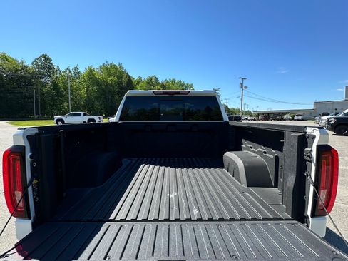Used 2025 GMC Sierra 1500 Denali Ultimate AWD/4WD image 28