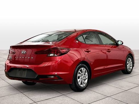 Used 2020 Hyundai Elantra SE w/ Cargo Package (C1) FWD image 11