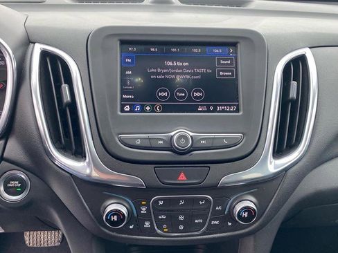 Used 2020 Chevrolet Equinox LT image 7