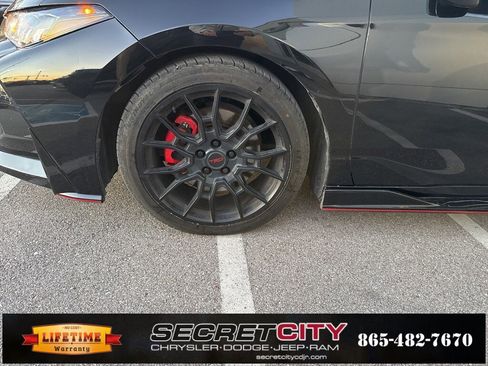 Used 2021 Toyota Avalon TRD image 22