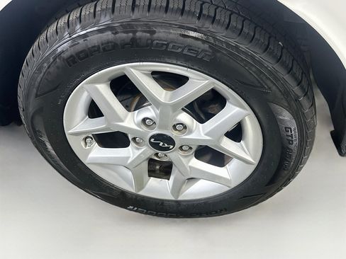 Used 2022 Kia Soul LX w/ Technology Package FWD image 11