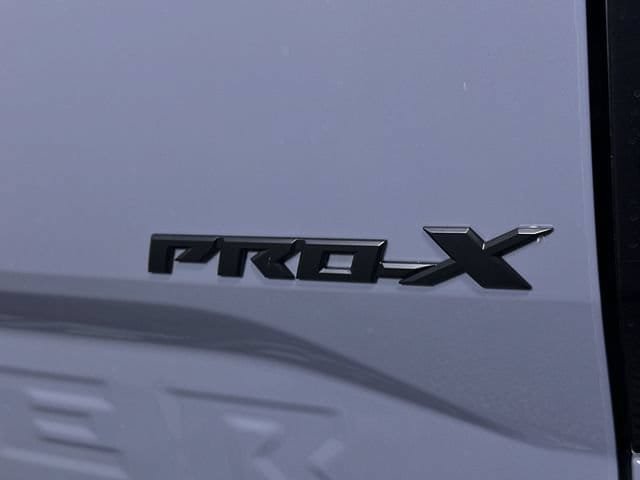 Used 2024 Nissan Frontier Pro-X RWD image 32