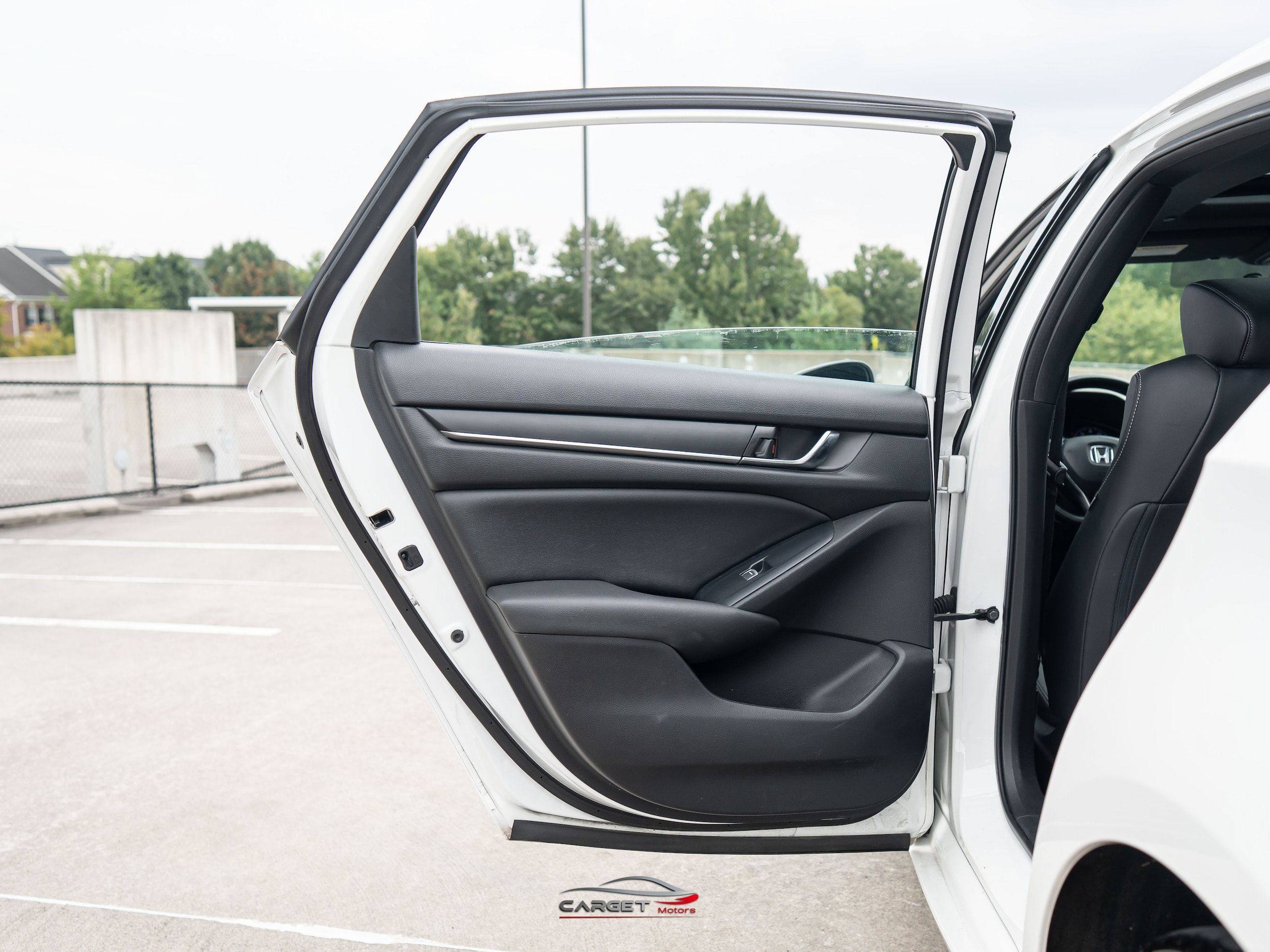 Used 2020 Honda Accord Sport image 39