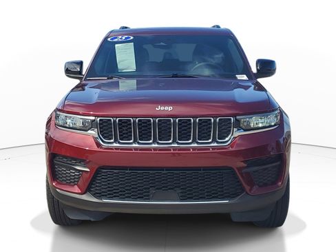 Used 2025 Jeep Grand Cherokee Laredo w/ Trailer Tow Package image 2