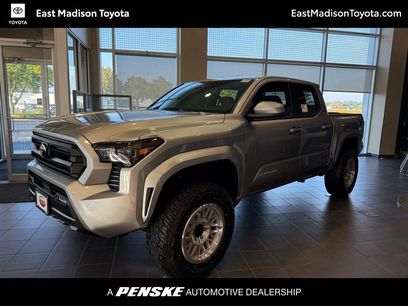 New 2025 Toyota Tacoma SR5