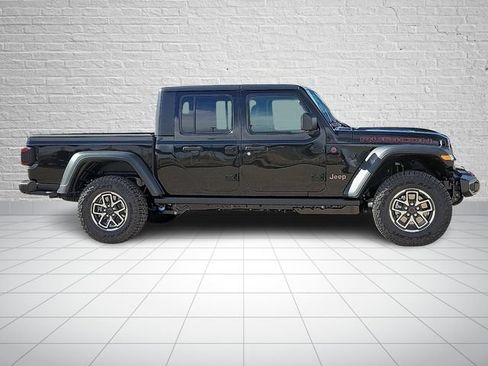 New 2026 Jeep Gladiator Rubicon w/ Steel Power Dome Hood Package AWD/4WD image 5