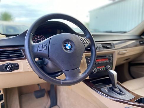 Used 2011 BMW 328i Sedan RWD image 14