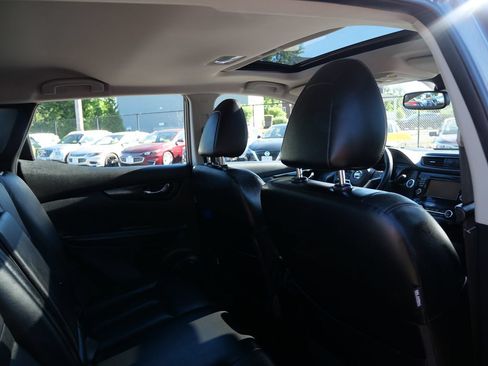 Used 2018 Nissan Rogue Sport SL w/ SL Premium Package AWD/4WD image 30