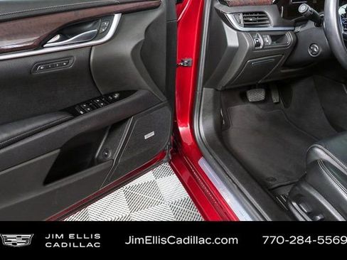 Used 2017 Cadillac XTS Luxury image 9