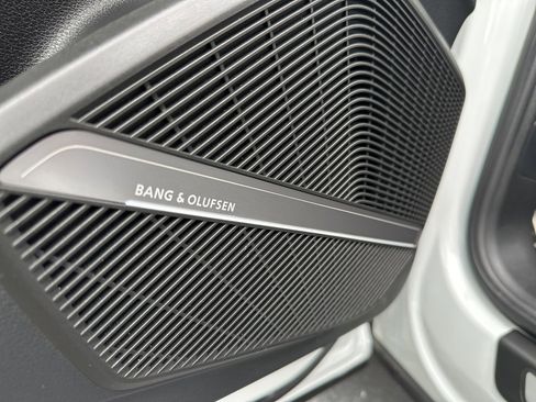 Used 2023 Audi SQ5 Prestige w/ Prestige Package image 30