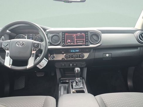 Used 2023 Toyota Tacoma SR5 RWD image 11