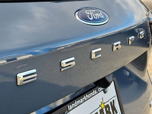 Used 2025 Ford Escape ST-Line w/ Cold Weather Package image 30