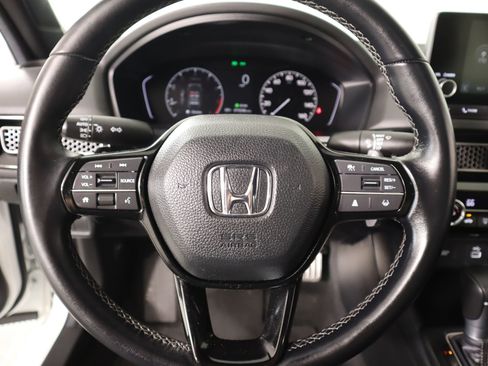Used 2024 Honda Civic Sport image 3