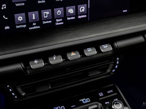 Used 2022 Porsche 911 GT3 image 65