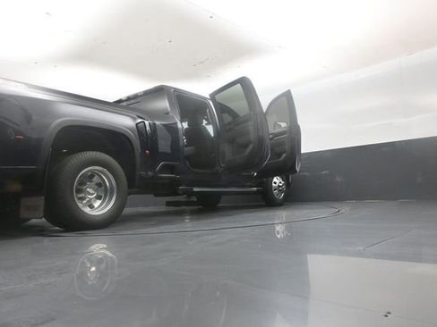 Used 2024 Chevrolet Silverado 3500 LTZ w/ LTZ Plus Package AWD/4WD image 52