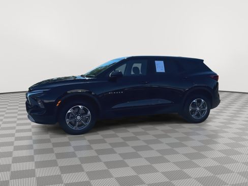 Certified 2025 Chevrolet Blazer LT AWD/4WD image 5