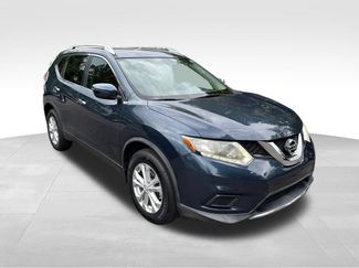 Used 2016 Nissan Rogue SV FWD video 1