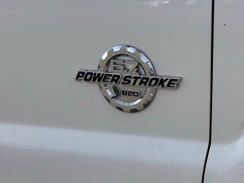 Used 2011 Ford F350 Lariat w/ Lariat Interior Pkg image 10