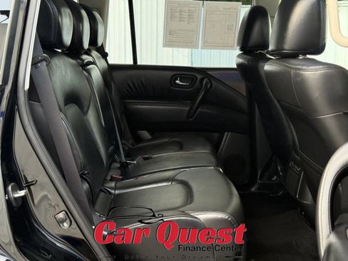 Used 2022 Nissan Armada SV AWD/4WD image 17