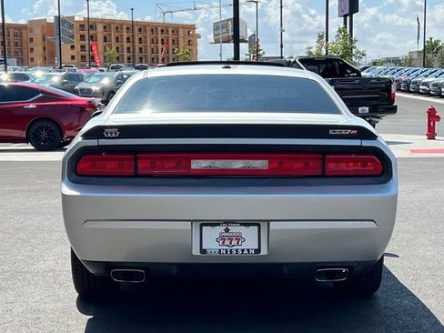 Used 2010 Dodge Challenger SRT8 w/ SRT Option Group II image 5