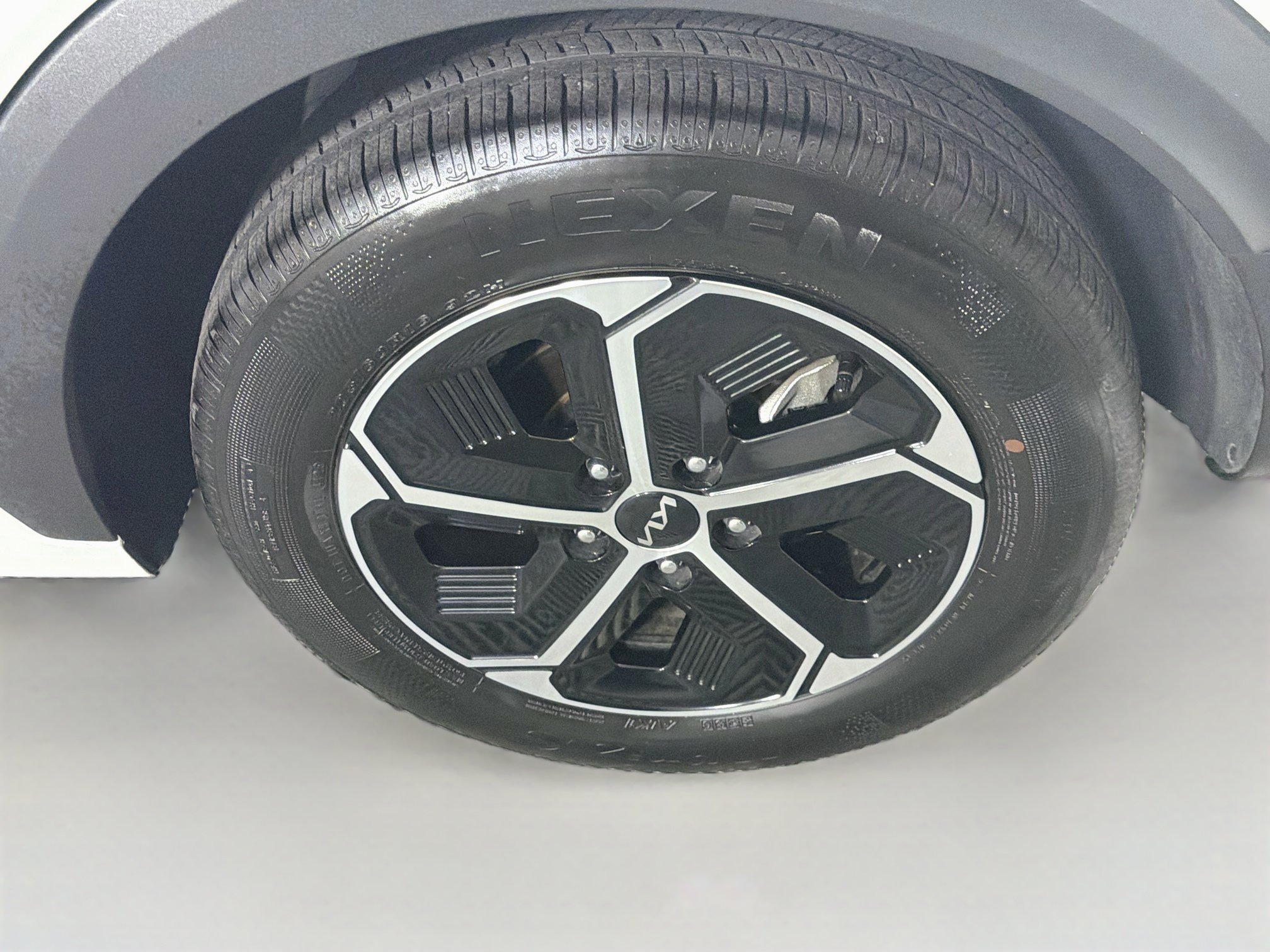 Used 2026 Kia Niro LX FWD image 11