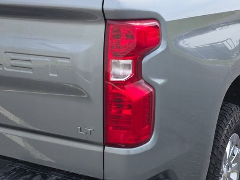 Used 2023 Chevrolet Silverado 1500 LT w/ Protection Package AWD/4WD image 12