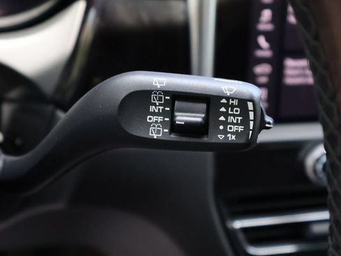 Used 2023 Porsche Macan S AWD/4WD image 31