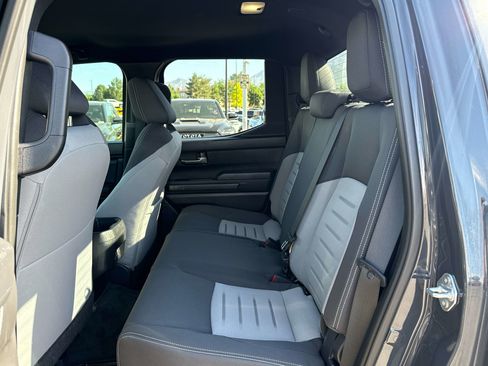 Used 2025 Toyota Tacoma TRD Off-Road AWD/4WD image 13