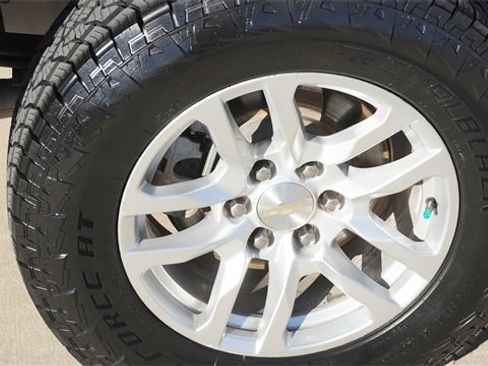 Used 2020 Chevrolet Silverado 1500 LT w/ All-Star Edition image 11