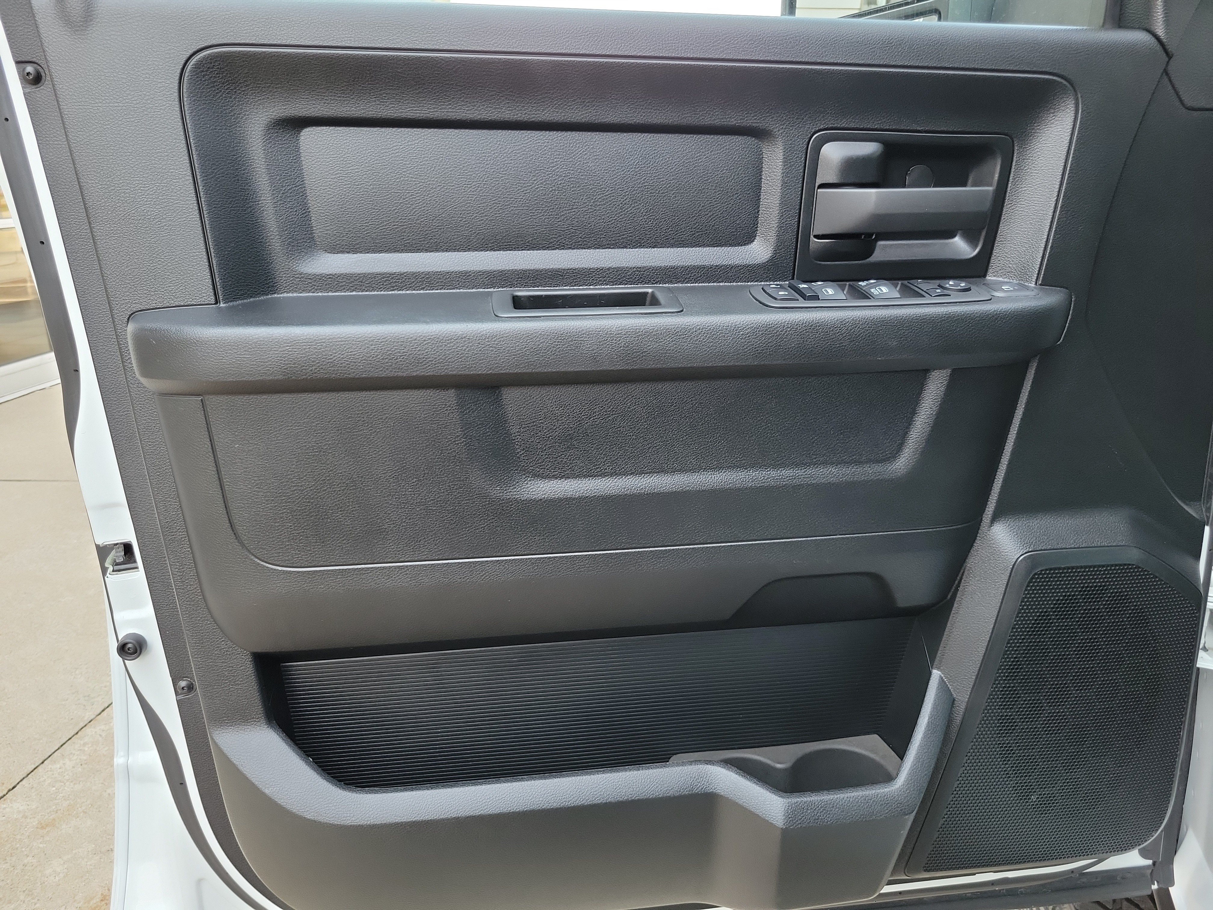 Used 2024 RAM 2500 Tradesman w/ Protection Group AWD/4WD image 6