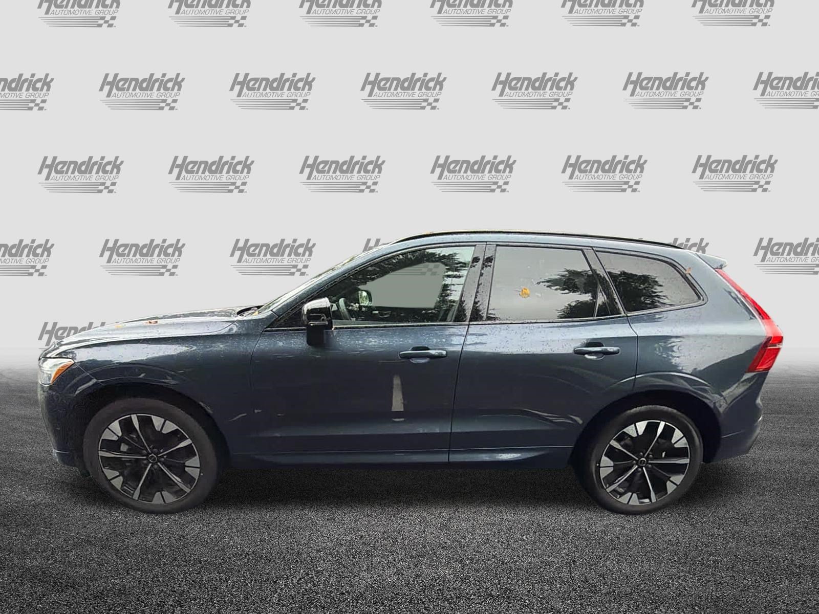 Used 2026 Volvo XC60 B5 Plus AWD/4WD image 10