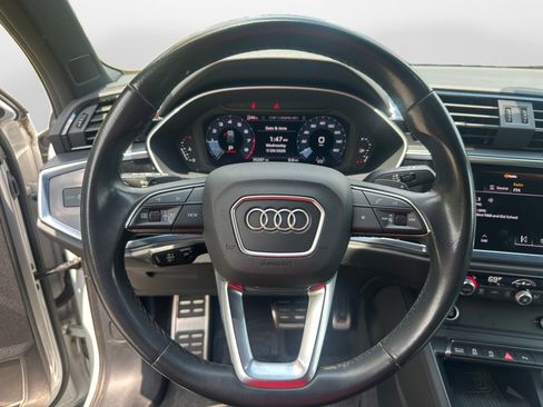 Used 2023 Audi Q3 2.0T Premium Plus w/ Premium Plus Package AWD/4WD image 10