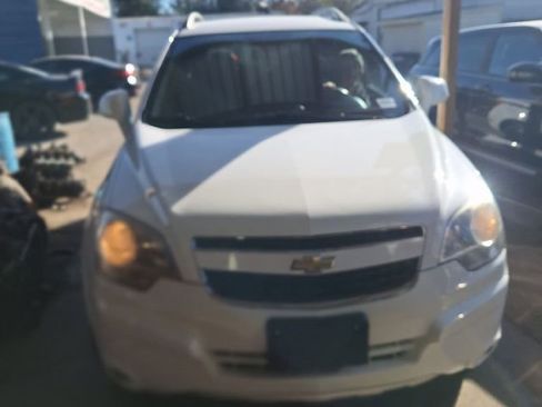 Used 2013 Chevrolet Captiva Sport LT image 1