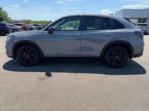 Used 2023 Honda HR-V LX image 5