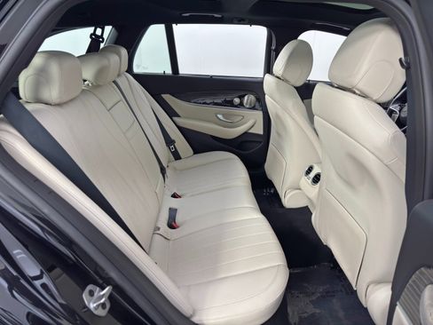 Used 2022 Mercedes-Benz E 450 4MATIC All-Terrain Wagon w/ Driver Assistance Package image 41