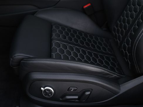 Used 2023 Audi RS 5 w/ Dynamic Package image 32