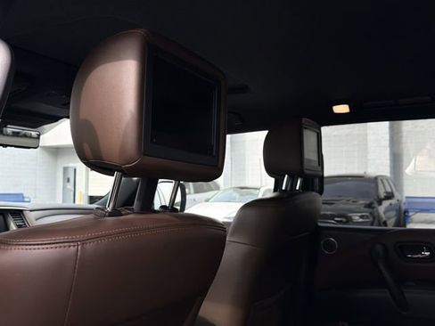 Certified 2019 Nissan Armada Platinum w/ Captain's Chairs Package image 21