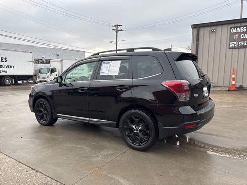 Used 2018 Subaru Forester 2.5i Touring image 5