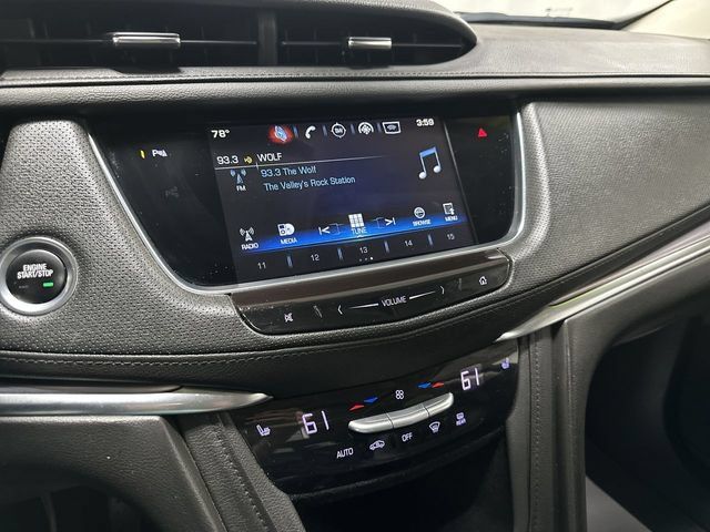 Used 2018 Cadillac XT5 Luxury w/ Driver Awareness Package FWD image 11