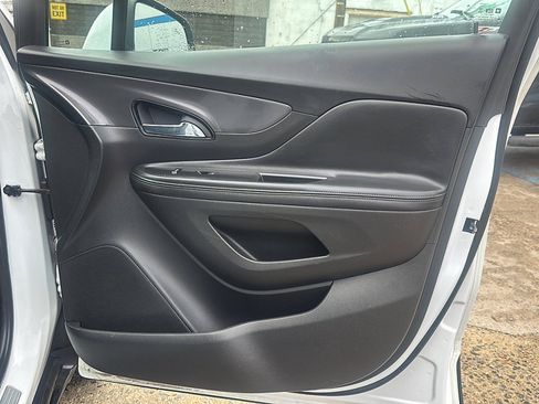 Used 2019 Buick Encore Sport Touring w/ Safety Package image 17