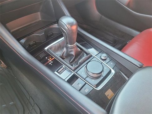 Used 2024 MAZDA MAZDA3 s image 26