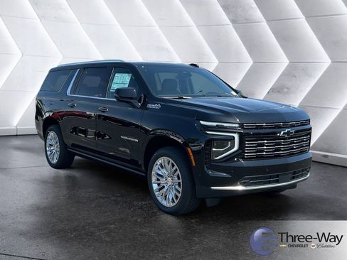 New 2026 Chevrolet Suburban High Country RWD image 7