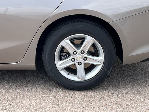 Certified 2022 Chevrolet Malibu LT image 5