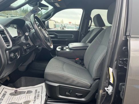 Used 2022 RAM 2500 Big Horn w/ Safety Group B image 11