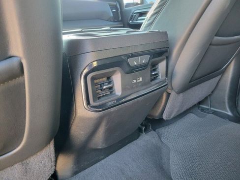 Used 2024 GMC Sierra 2500 AT4X image 30