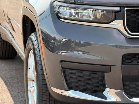 Certified 2025 Jeep Grand Cherokee L Laredo w/ Luxury Tech Group I AWD/4WD image 10