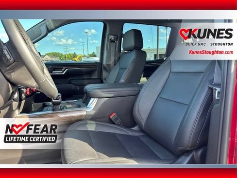 Used 2024 Chevrolet Silverado 1500 LT Trail Boss w/ Convenience Package II AWD/4WD image 18