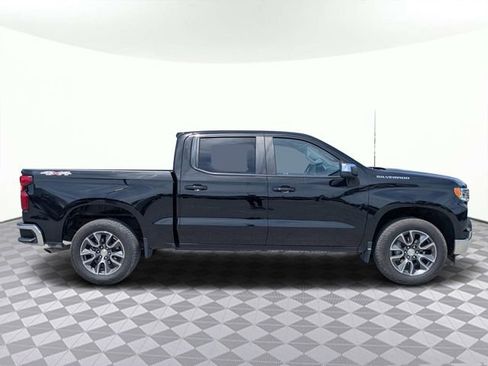 Used 2023 Chevrolet Silverado 1500 LT image 3