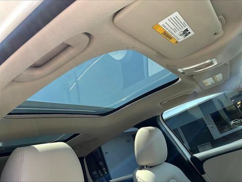 Certified 2023 Mercedes-Benz GLA 250 4MATIC image 28